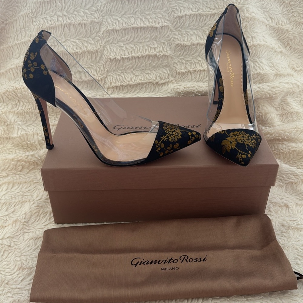 Gianvito Rossi Heels - Picture 7 of 10